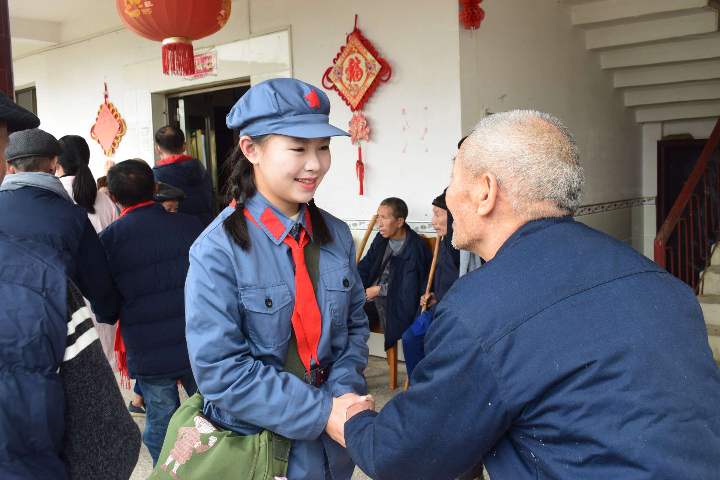 获2020年全国新时代好少年奖的余梓洋同学在现场